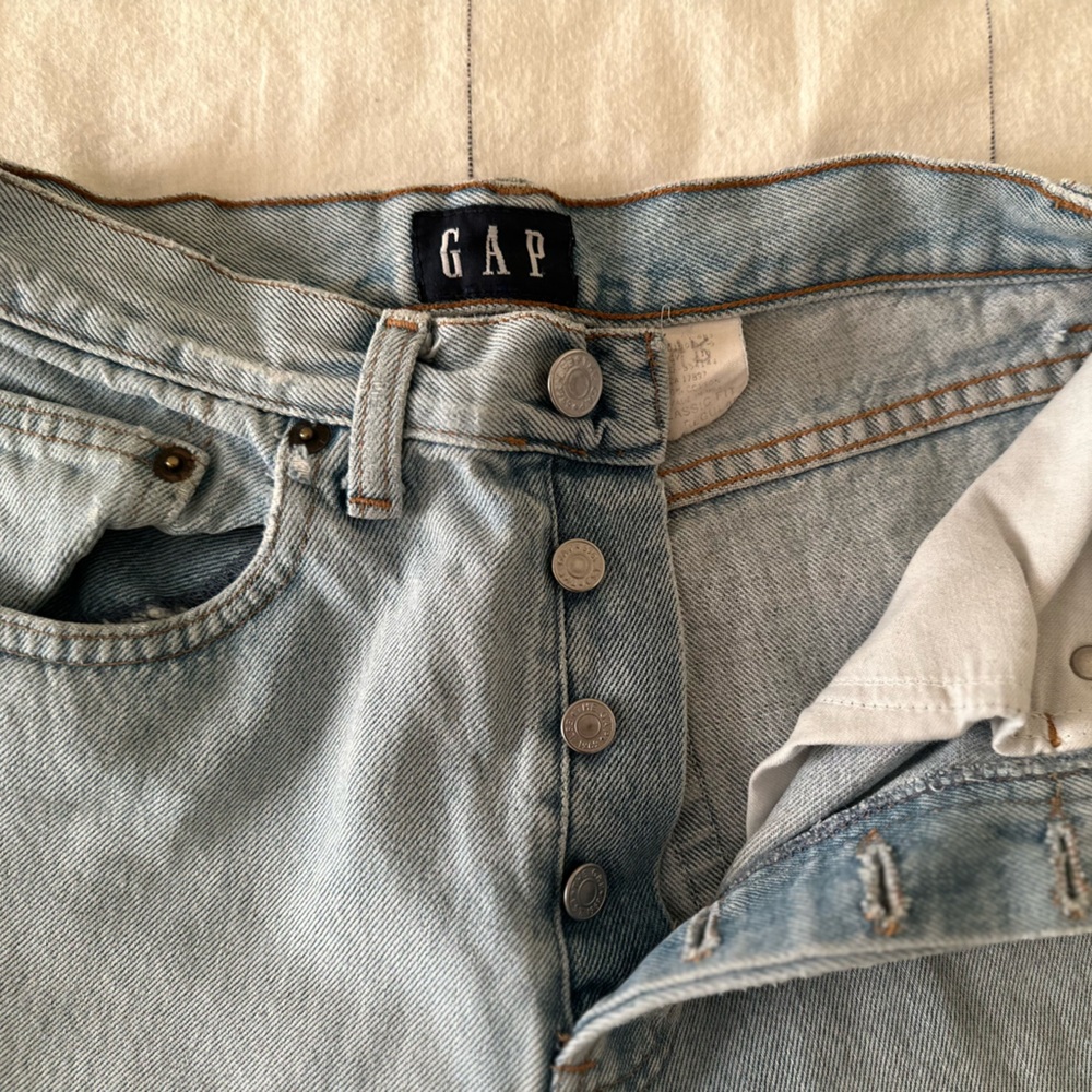 Vintage Y2K Gap Denim light wash relaxed fit button top